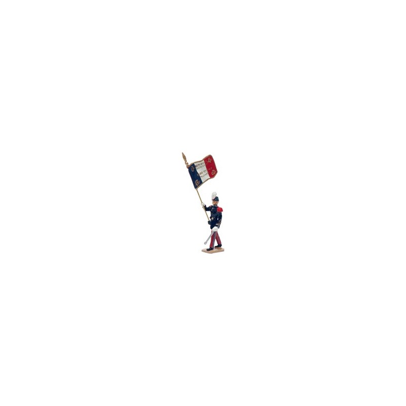 Porte drapeau de Saint-Cyr avant 83. On peut lire sur le drapeau : "Ils s'instruisent pour vaincre"